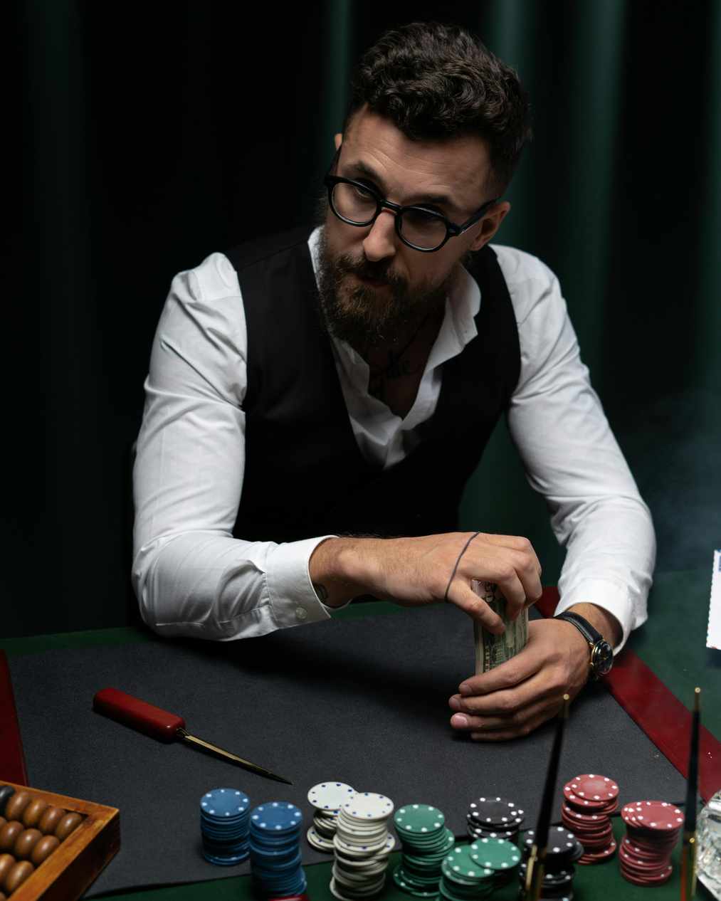 https://happyhugo-casinos.com